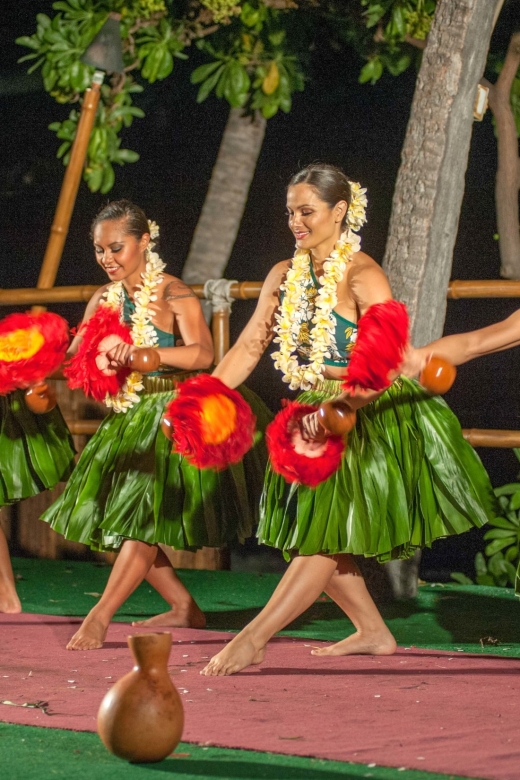 Kailua-Kona: Voyagers of the Pacific Luau with Buffet Dinner - Why the Samoan fire knife finale gets the biggest reaction