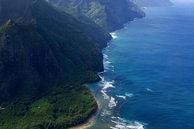 Kauai Deluxe Sightseeing Flight - Flying the full Na Pali Coast