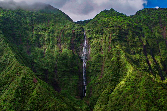 Kauai Eco Adventure Helicopter Tour - Safety, comfort, and the pilot’s role