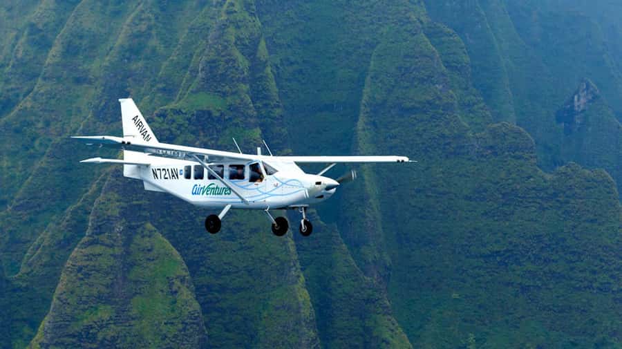 Kauai: Entire Kauai Air Tour with Window Seats - The first views over Hanapepe Valley