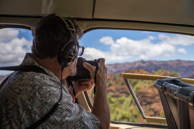 Kauai' Exclusive Helicopter Tour: Land & Explore Olokele Canyon - Entering Mt. Waialeale, the wettest place on Earth