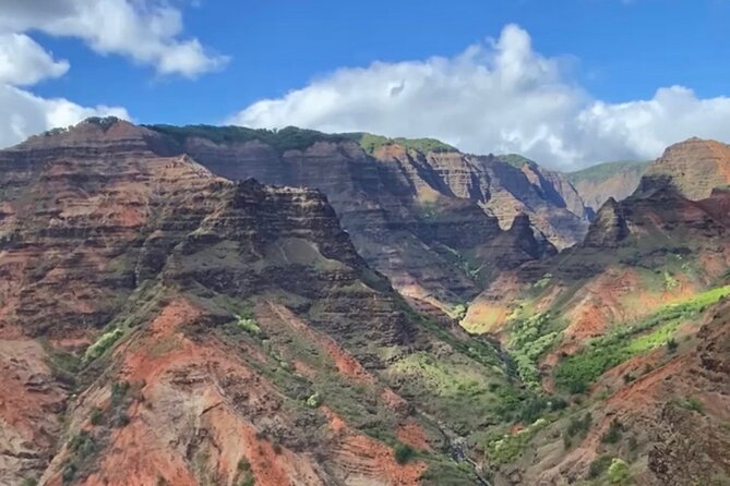Kauai: Hughes 500 4-Passenger Doors-Off Helicopters - Waimea Canyon from above