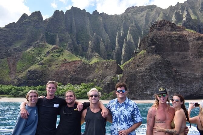 Kauai: Na Pali Coast Super Raft Snorkel Adventure - Meeting the 17-mile Na Pali Coast
