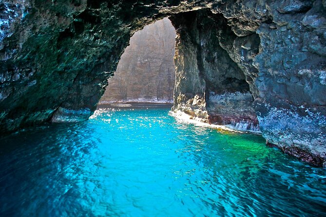 Kauai: Nā Pali Coast Zodiac Raft Expedition and Snorkeling - What kind of boat ride is this?