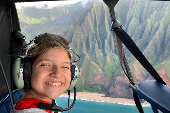 Kauai Private Doors-Off Helicopter: Ultimate Waterfalls & Canyons - Hanalei Bay and the green North Shore
