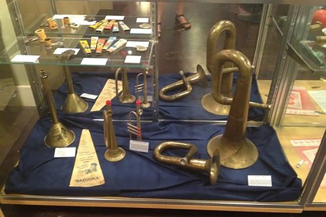 Kazoo Factory Tour & Museum - Making your own kazoo