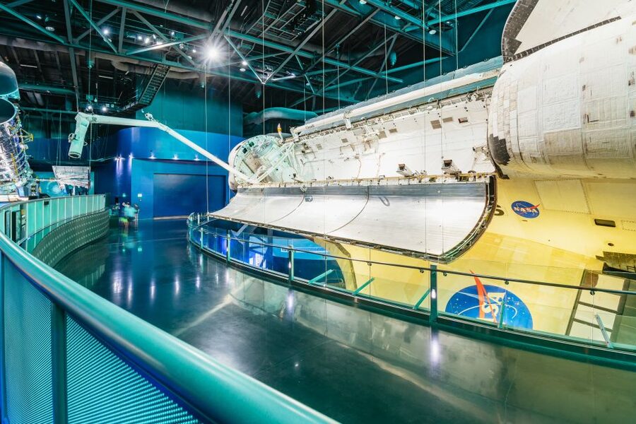 Kennedy Space Center: Entry Ticket with Explore Bus Tour - Space Shuttle Atlantis: a memorable reveal