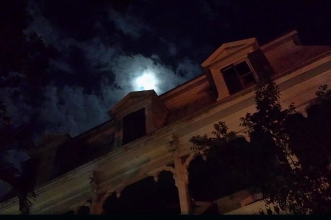 Key West Ghost and Mysteries Guided Tour - The Artist House and the legend of Robert the Doll