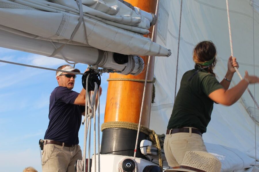Key West: Schooner Sunset Sail with Food & Drinks - How the crew shapes the experience