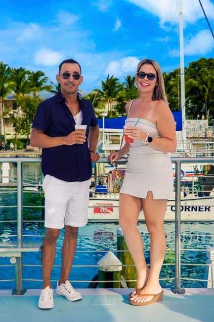 Key West Signature Sunset Cruise with Open Bar, Food & Music - Two hours aimed at the sunset