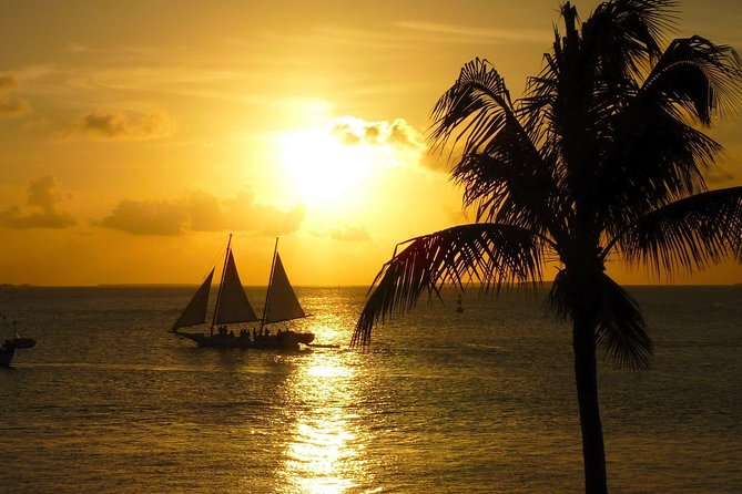 Key West Small-Group Sunset Sail with Wine and Hors d'oeuvres - Why this Key West sunset sail is different