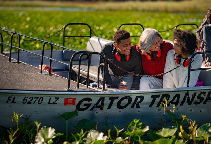 Kissimmee: Boggy Creek Airboat Ride with Optional Meal - Boggy Bottom Barbeque by the lake