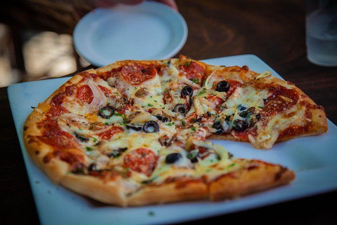 Kona Walking Food Tour - The Guides Set the Tone