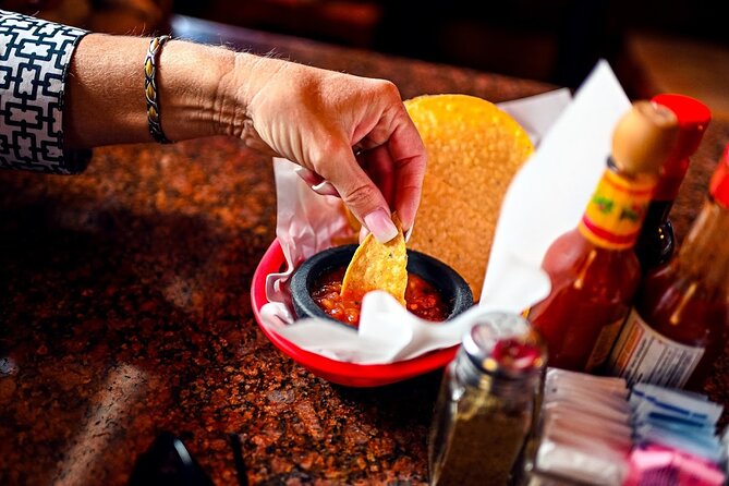 LA Venice Beach Hidden Gems Food Tour With 6 Food Tastings - The guides shape the experience