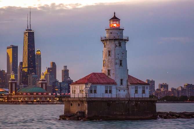 Lake Michigan Sunset Cruise in Chicago - Boarding at the Wrigley Building