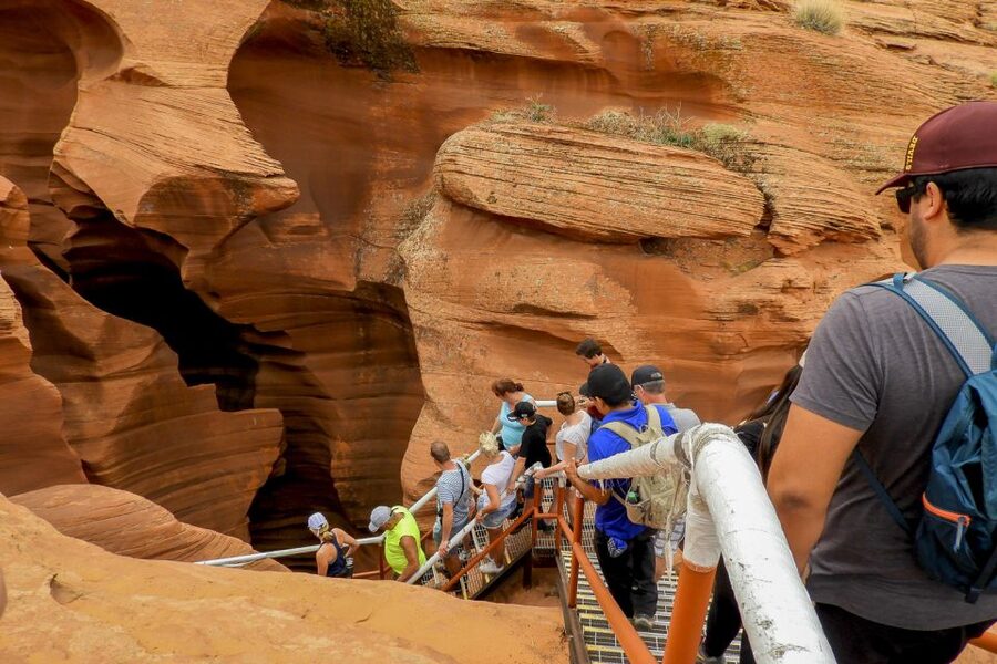 Las Vegas: Antelope Canyon & Horseshoe Bend Tour with Pickup - Horseshoe Bend and the Colorado River