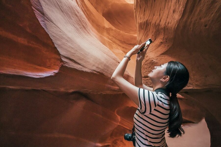 Las Vegas: Antelope Canyon & Horseshoe Bend Tour with Pickup - Who should book this tour?