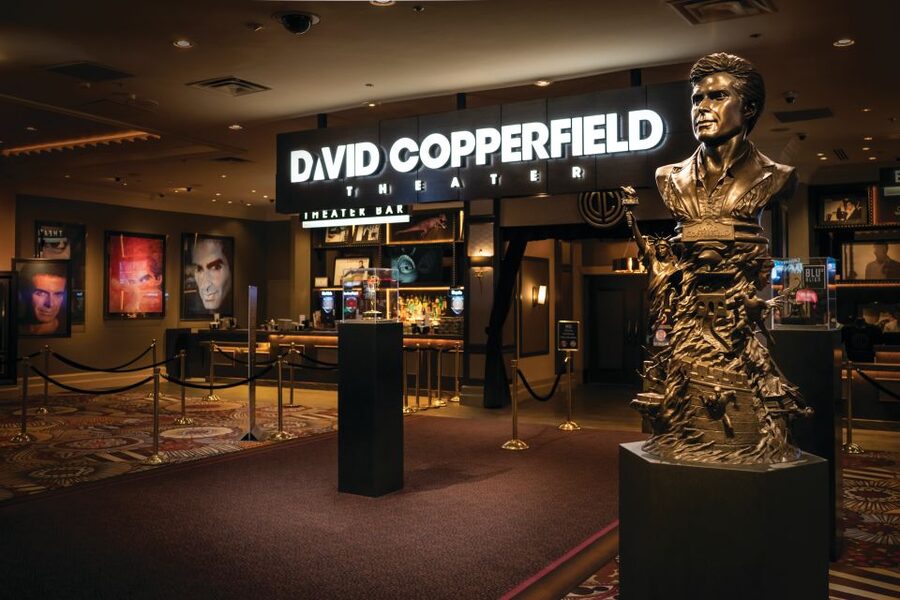 Las Vegas: David Copperfield at the MGM Grand - What to leave outside the theater