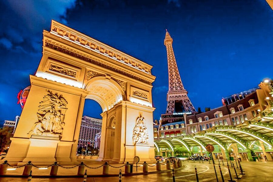 Las Vegas: Eiffel Tower Viewing Deck Entrance Ticket - Accessibility and practical limits