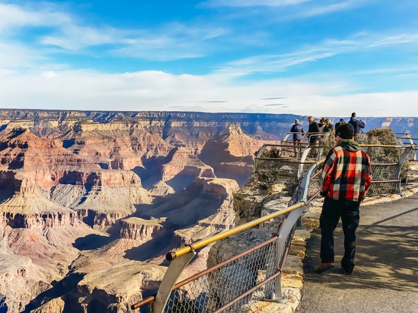 Las Vegas: Go City All-Inclusive Pass with 45+ Attractions - The Strip sights: High Roller, Eiffel Tower, and the STRAT