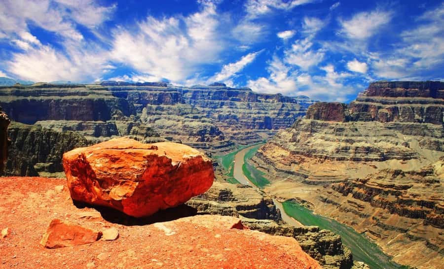 Las Vegas: Grand Canyon West, Hoover Dam & Optional Skywalk - Hoover Dam changes the mood of the day