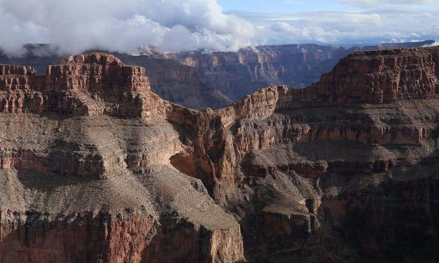 Las Vegas: Grand Canyon West & Hoover Dam Tour + Breakfast - The early Las Vegas pickup and the long ride east