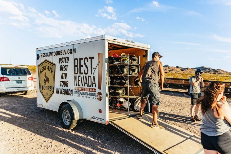 Las Vegas: Guided Las Vegas Desert ATV Tour - A small group makes the instruction work
