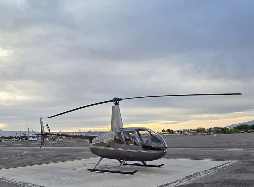 Las Vegas: Helicopter Tour of the Strip with Window Seats - What the 15-minute flight actually gives you