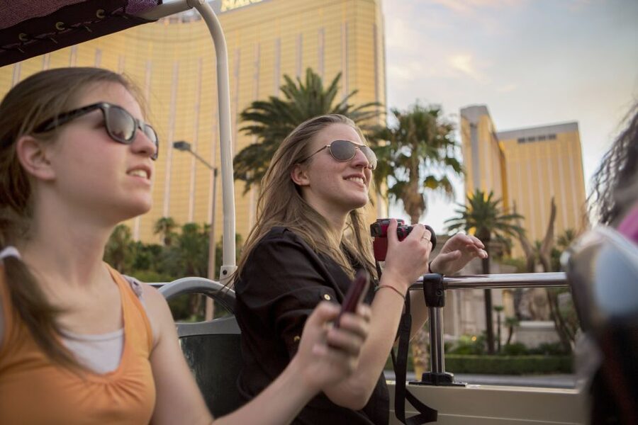 Las Vegas: Hop-on Hop-off Sightseeing Tour by Open-Top Bus - Fremont Street and the older heart of Las Vegas