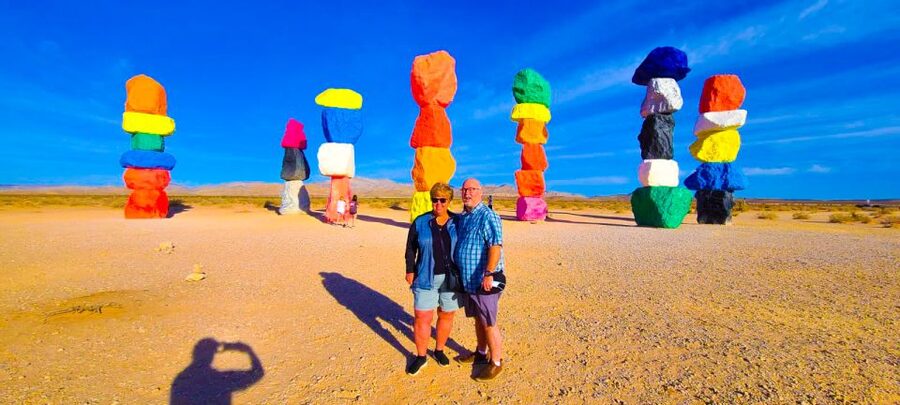 Las Vegas: Mojave Desert, 7 Magic Mountains, Vegas Sign Tour - Who will enjoy this most?