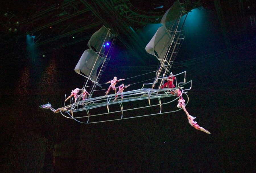 Las Vegas: “O” by Cirque du Soleil at Bellagio - Entering the Bellagio theatre
