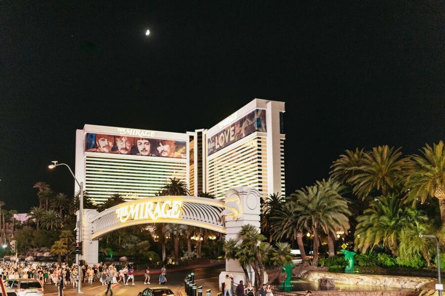 Las Vegas: Sightseeing Night Tour by Open-top Bus - Cruising the Strip after sunset