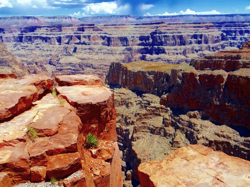 Las Vegas: Small Group Grand Canyon Skywalk, Hoover Dam Tour - Guano Point gives you the broadest view
