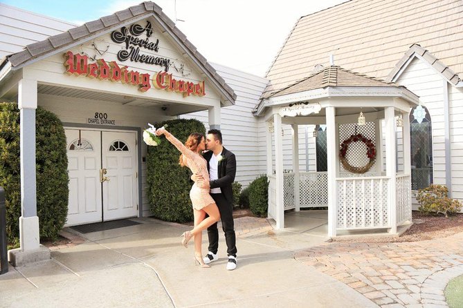 Las Vegas Wedding at A Special Memory Wedding Chapel - The true cost of a $99.99 ceremony