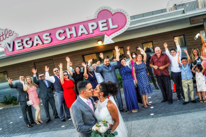 Las Vegas Wedding at The Little Vegas Chapel - Flowers, music, and the small details