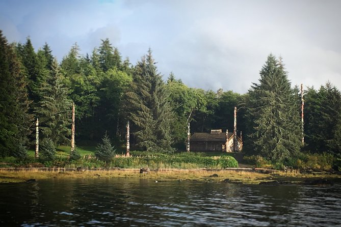 Lighthouse, Totems & Eagles Excursion (Ketchikan) - Remote homes and the practical side of Alaska life