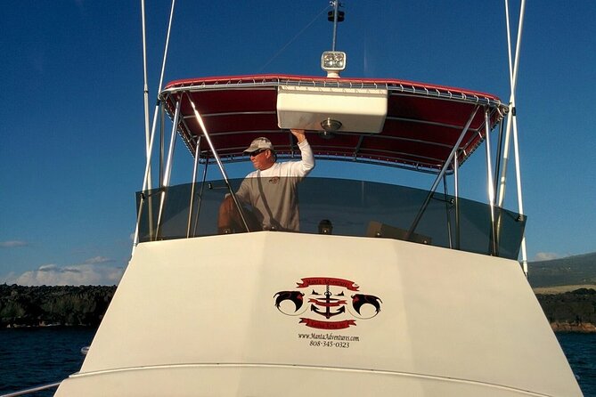Manta Ray Night Snorkel in Kona - Snacks, showers, and small comforts