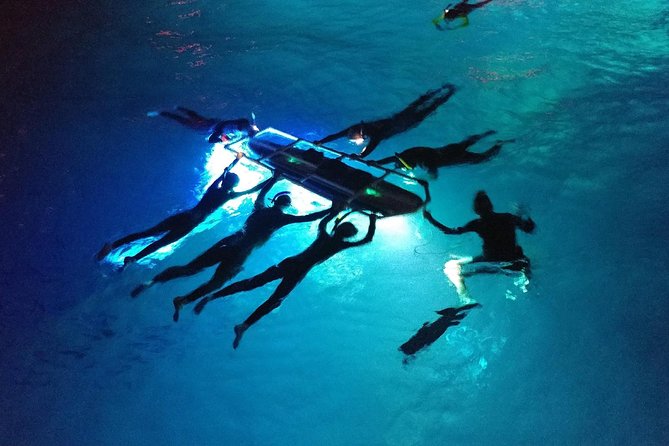 Manta Ray Night Snorkel Kona - Coral Reef Snorkel Adventures - Holding On for 30 to 45 Minutes