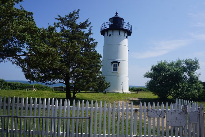Martha's Vineyard Day Trip with Optional Island Tour from Boston - Woods Hole before the 9:30 ferry