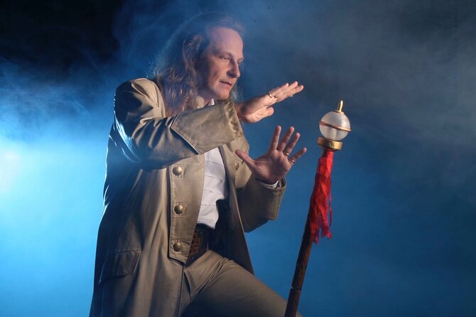 Masters of Magic Show at Las Vegas Magic Theater - Is the $65 Ticket Good Value?