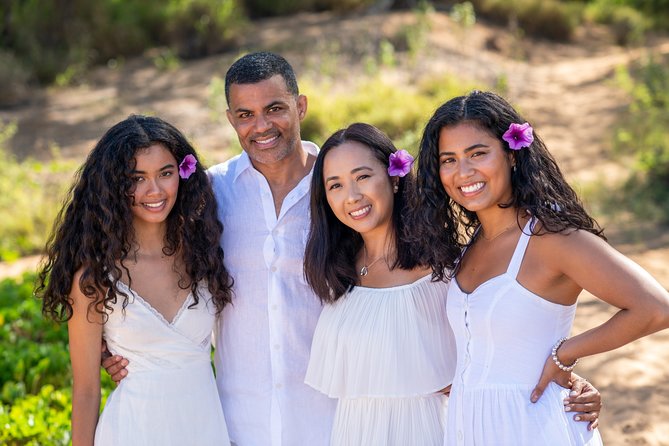 Maui Family and Couple Beach Photo Session - Expect plenty of posing help, even if you feel awkward