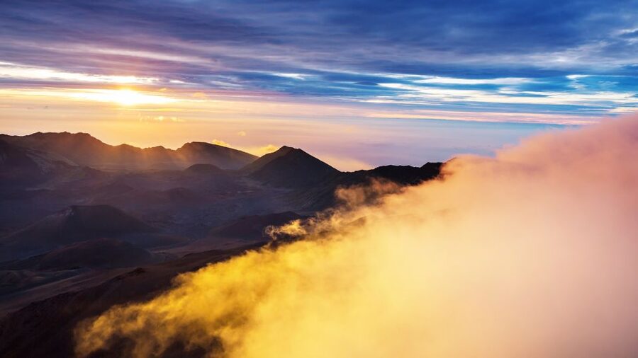 Maui: Haleakala National Park Sunrise Tour - Breakfast at Cafe O’Lei and Maui Tropical Plantation