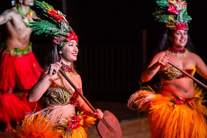 Maui Luau: Gilligans' Island Luau in Kihei - The Samoan fire dance finale