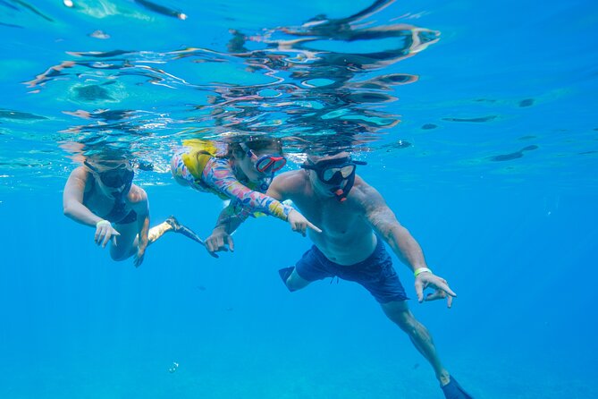Maui: Molokini Crater and Turtle Town Snorkeling From Kihei - A boat designed for a small group