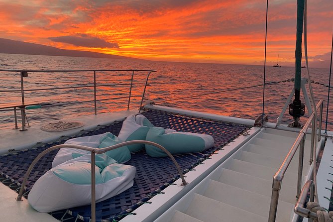 Maui: Original Sunset Cruise with Open Bar from Ka’anapali Beach - A sunset cruise with a distinctly Maui-style start