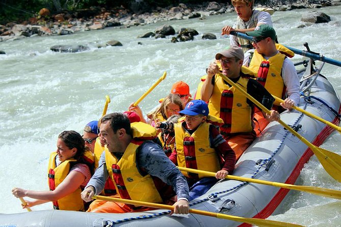 Mendenhall Glacier Float Trip - Snacks, photos, and the final stop