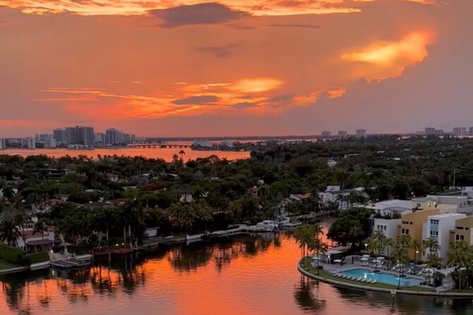 Miami Boat Tour –Day and Night Cruises with Champagne - Captains make the difference