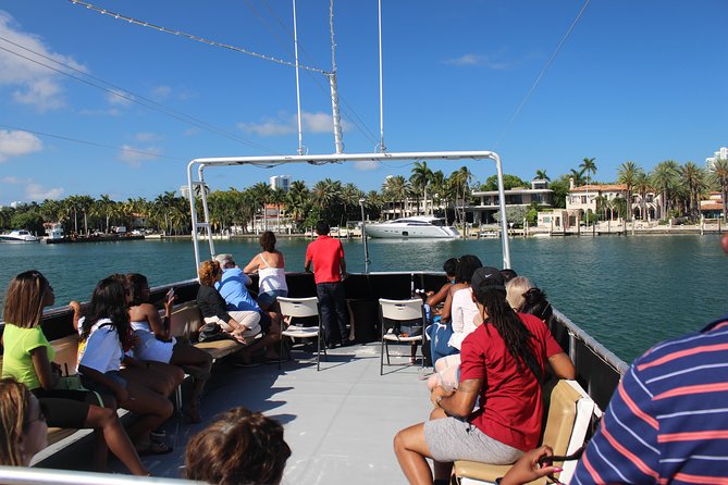 Miami Boat Tour of Celebrity Homes - Fisher Island and the mansion views