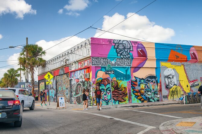 Miami City Tours – 5 Sites, 4 Stops, One Tour – 3.5 Hours of Fun - Star Island: Miami glamour from the road