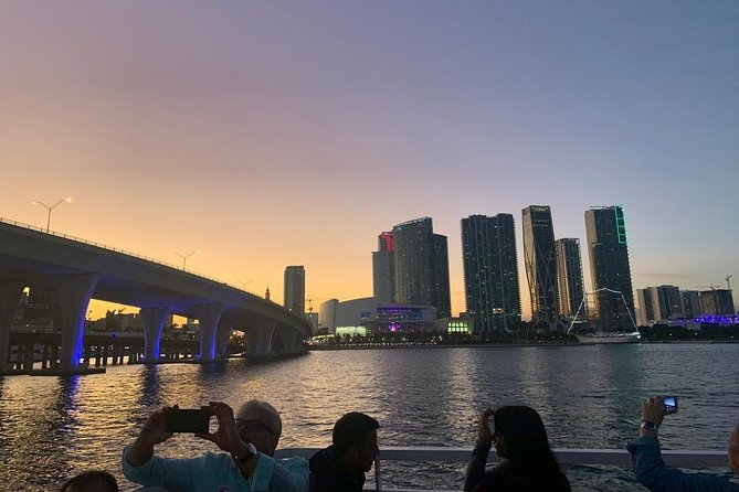 Miami Combo: City Tour, Biscayne Bay Cruise and Everglades Airboat Ride - Lunch and free time at Bayside Marketplace